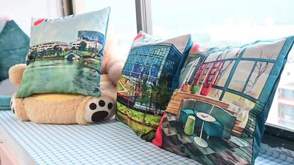 中國教育在線:喜迎學(xué)校掛牌成立一周年 溫州理工學(xué)院學(xué)生創(chuàng)業(yè)團(tuán)隊(duì)送上創(chuàng)意祝福